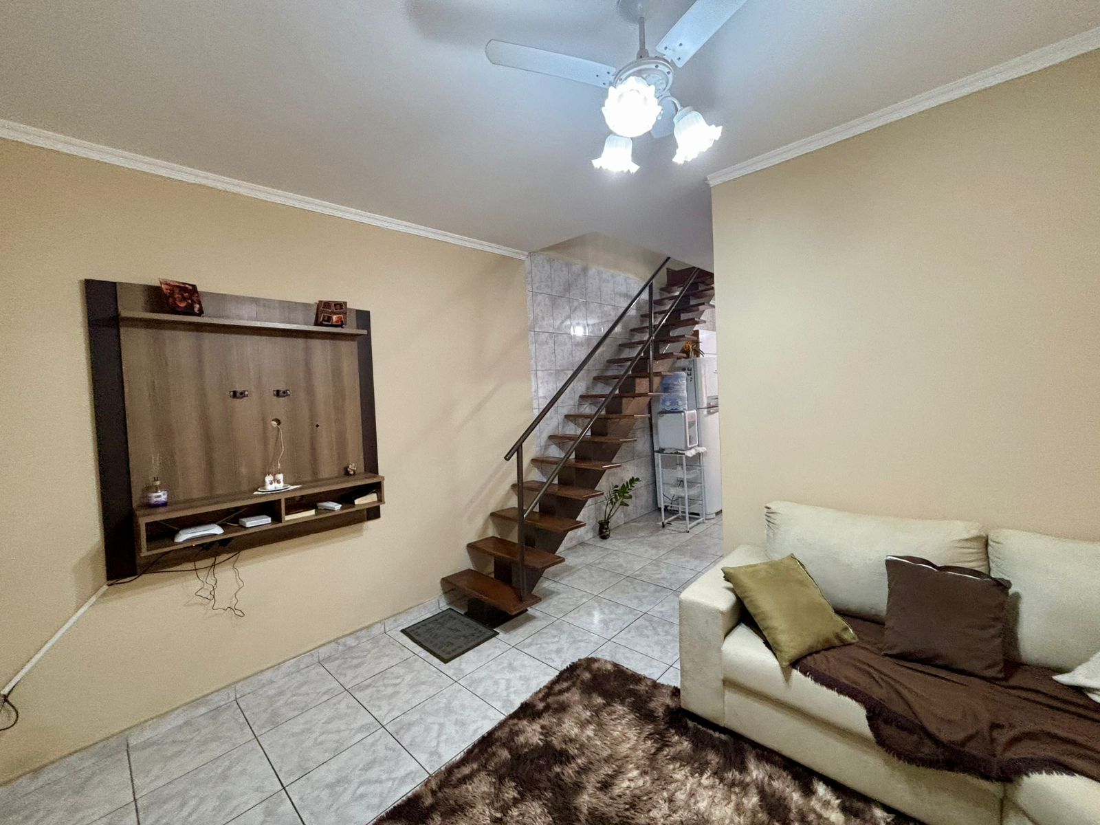 VENDE: SOBRADO 02 DORMITÓRIOS - VILA NOSSA SENHORA DAS GRAÇAS - BRODOWSKI-SP