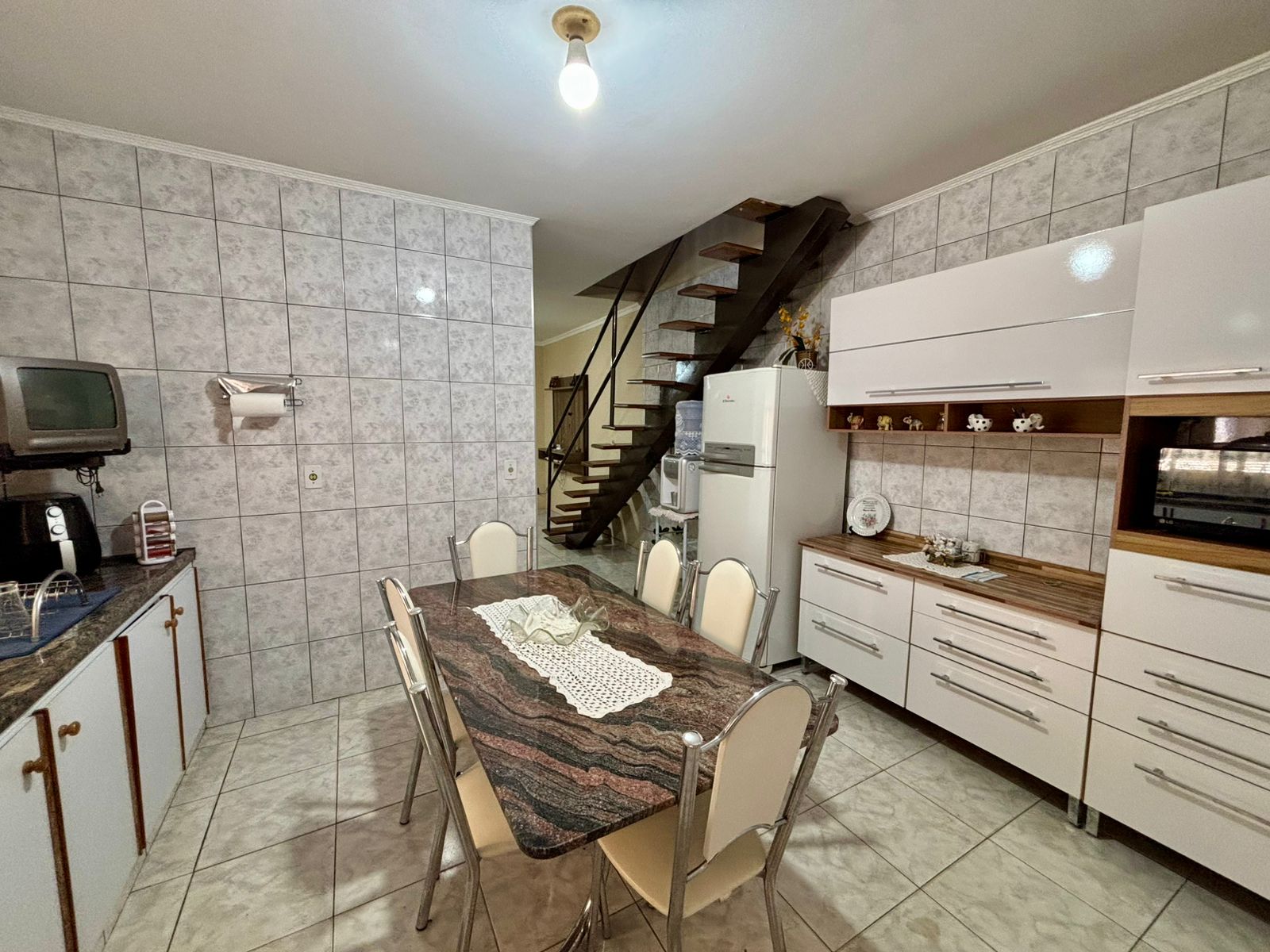 VENDE: SOBRADO 02 DORMITÓRIOS - VILA NOSSA SENHORA DAS GRAÇAS - BRODOWSKI-SP