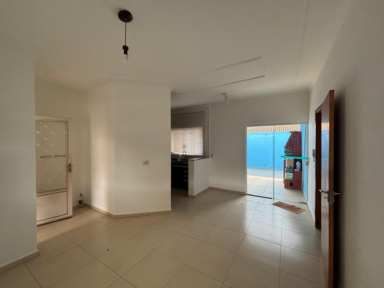 VENDE - CASA CONDOMÍNIO RUBI - 02 DORMITÓRIOS - EM BRODOWSKI-SP. Brodosqui