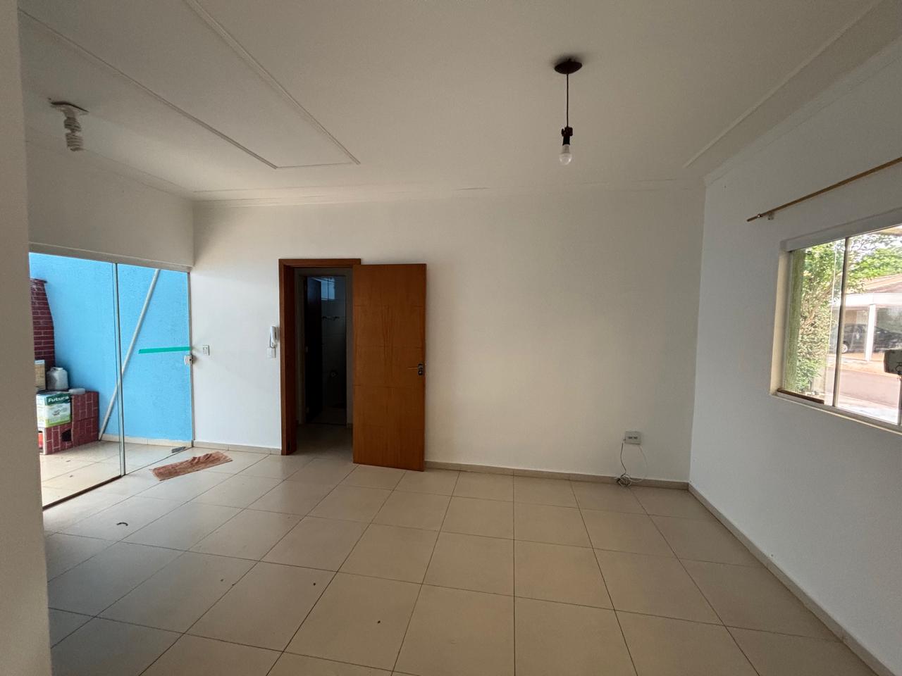 VENDE - CASA CONDOMÍNIO RUBI - 02 DORMITÓRIOS - EM BRODOWSKI-SP. Brodosqui