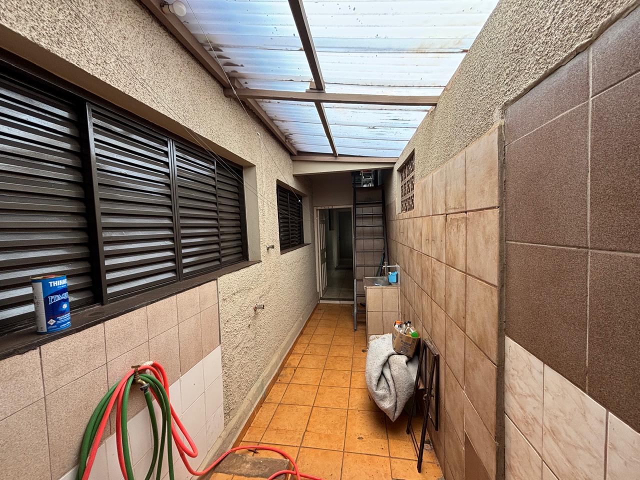 VENDE: IMÓVEL COMERCIAL - PONTO PRIVILEGIADO  NA RUA FLORIANO PEIXOTO NO CENTRO DE BRODOWSKI