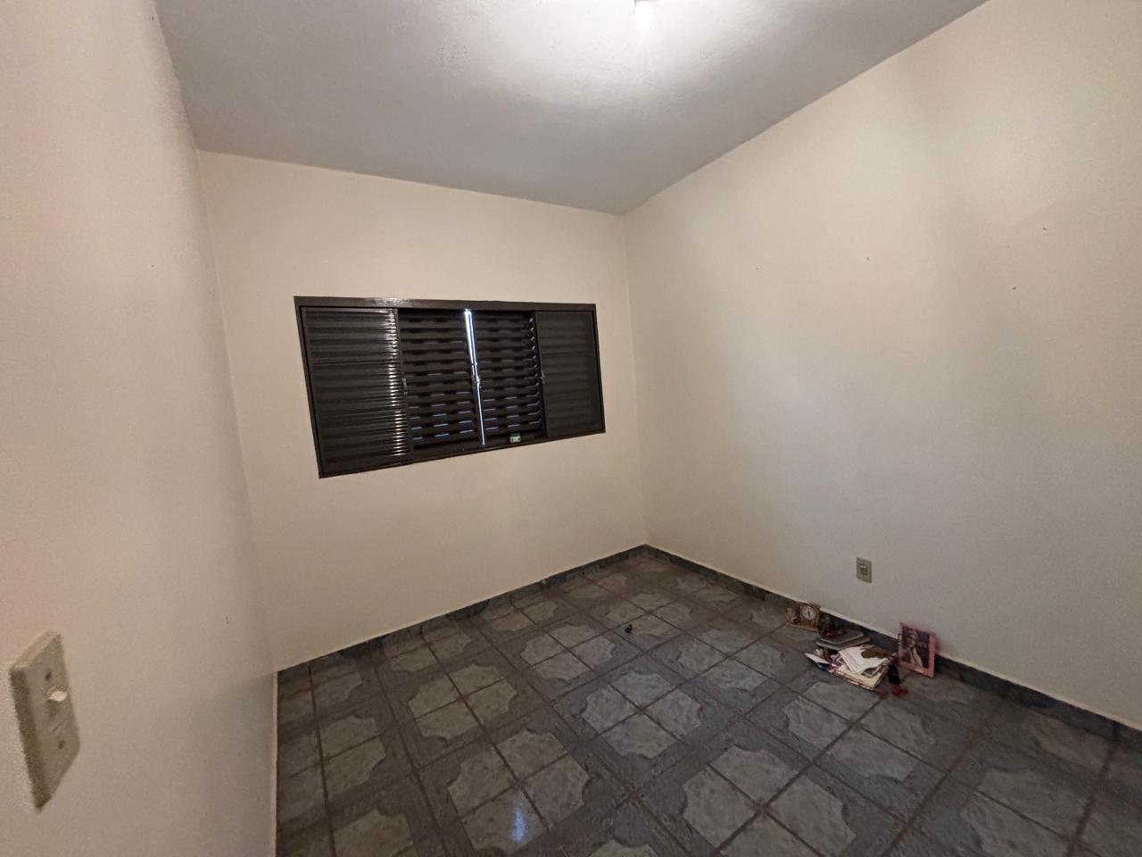 VENDE: IMÓVEL COMERCIAL - PONTO PRIVILEGIADO  NA RUA FLORIANO PEIXOTO NO CENTRO DE BRODOWSKI