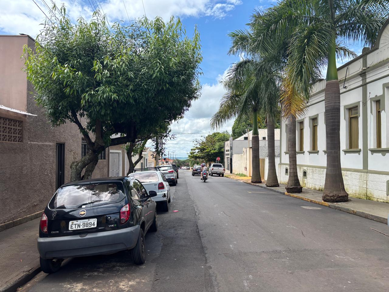 VENDE: IMÓVEL COMERCIAL - PONTO PRIVILEGIADO  NA RUA FLORIANO PEIXOTO NO CENTRO DE BRODOWSKI