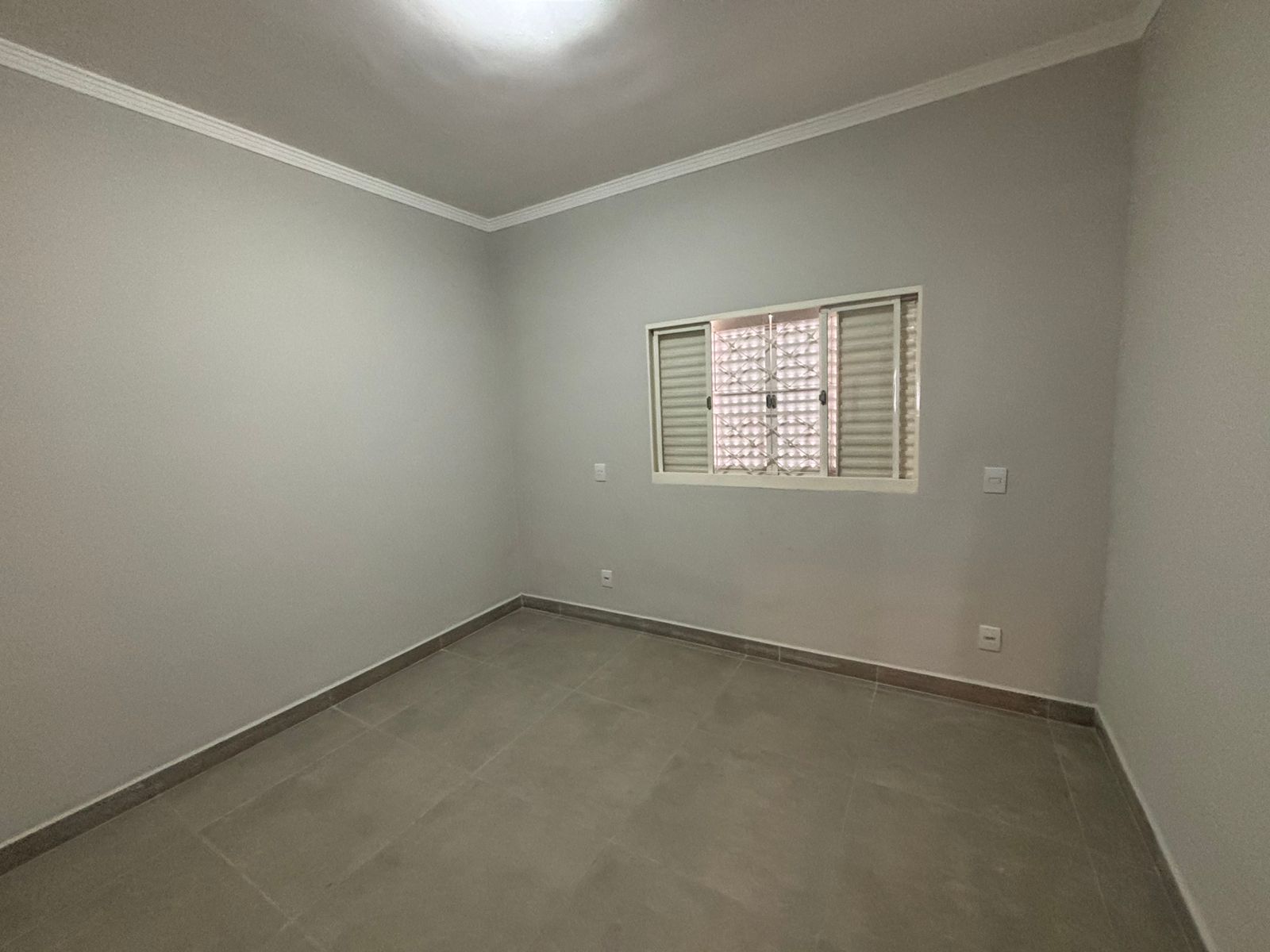 VENDE: CASA 3 DORMITÓRIOS - CONDOMÍNIO VERONA EM BRODOWSKI-SP. ( BRODOSQUI)