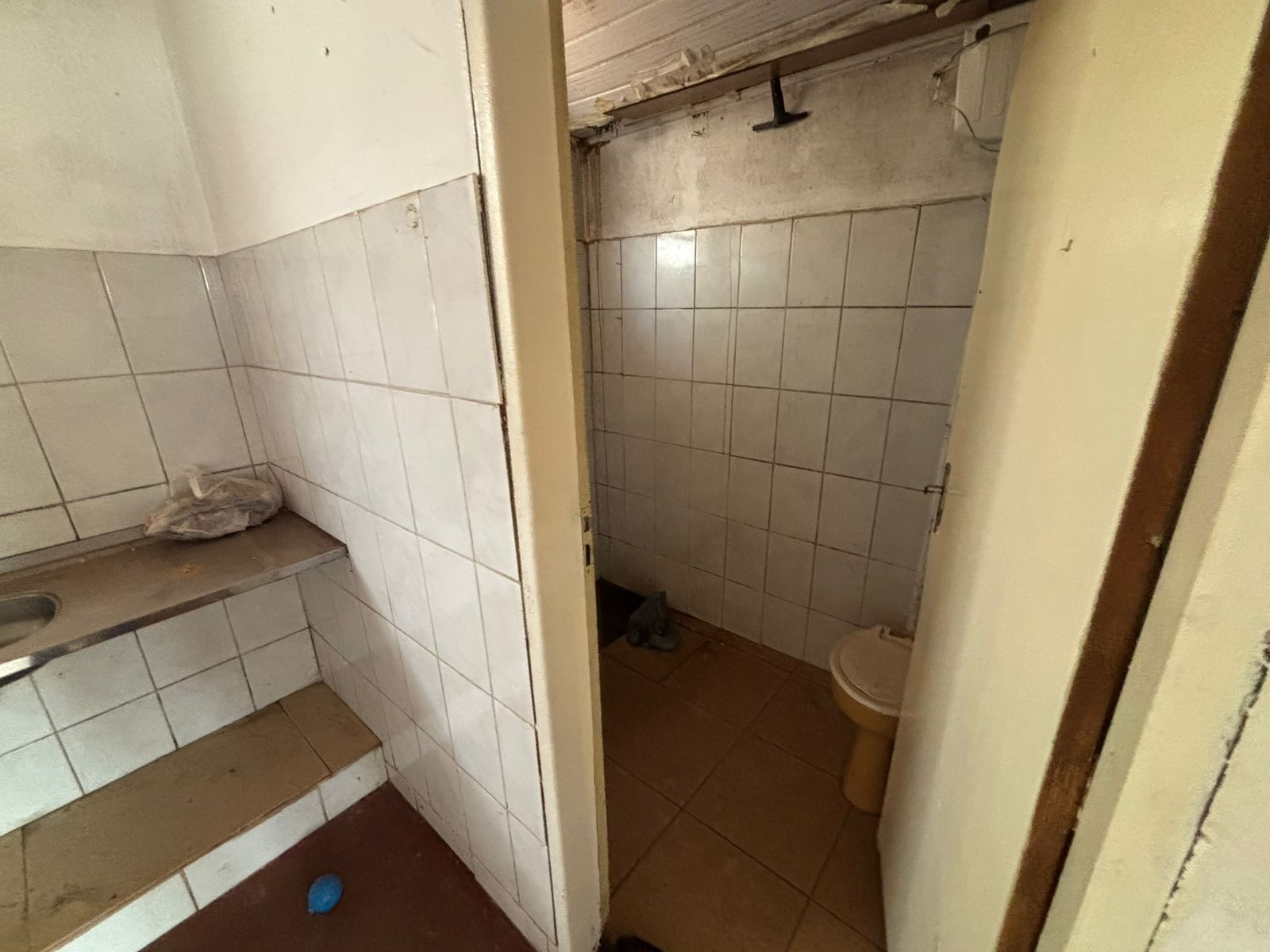 VENDE. TERRENO - ÁREA - 1.500m² - PRÓXIMO A RODOVIA CÂNDIDO PORTINARI - BRODOWSKI-SP.