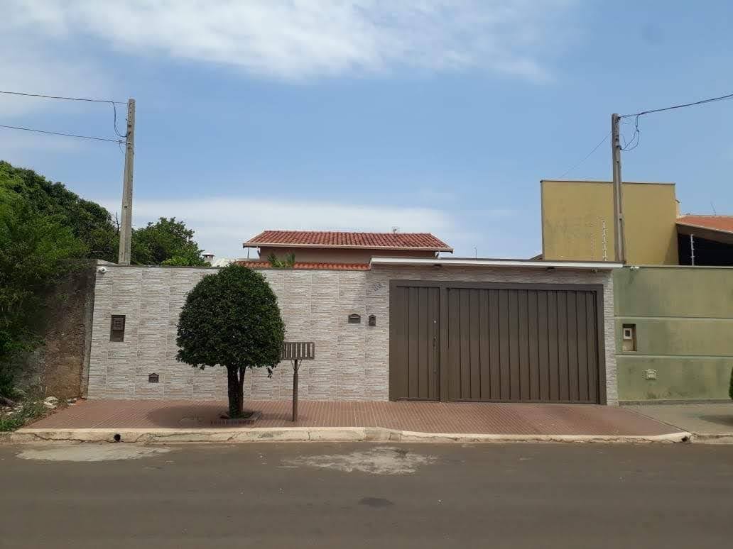 VENDE: CASA 02 DORMITÓRIOS 01 SUÍTE - JARDIM SABINO - BRODOWSKI-SP: 