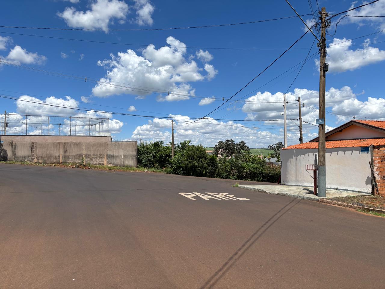 VENDE. TERRENO DE 5x25 = 125m² NO RESIDENCIAL BOM JARDIM EM BRODOWSKI