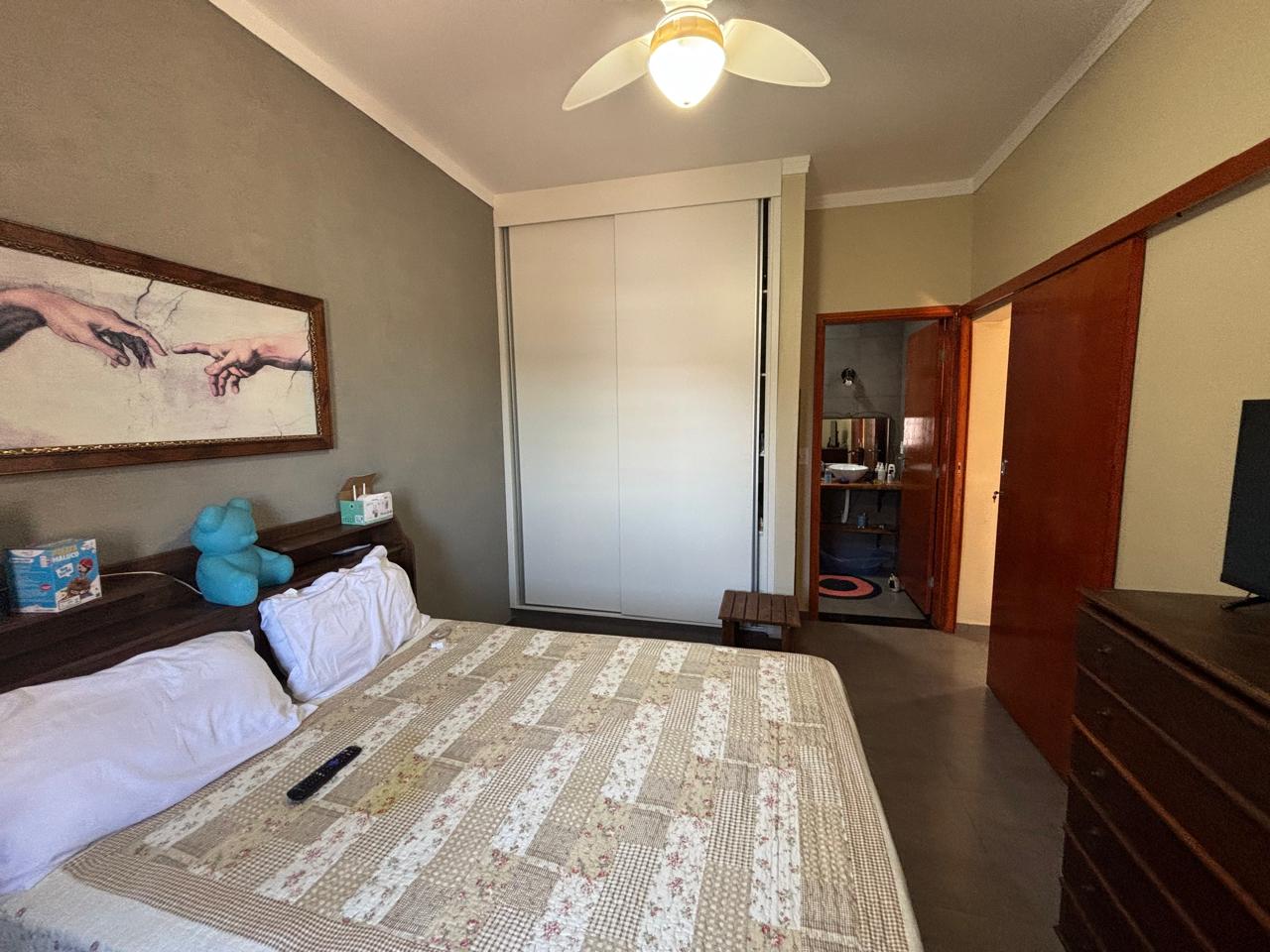 VENDE: CASA 02 DORMITÓRIOS - PISCINA - JARDIM QUEBEC - BRODOWSKI