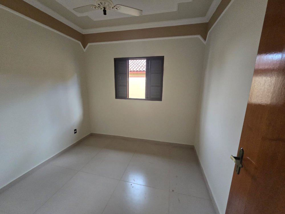 VENDE: CASA 02 DORMITÓRIOS - RESIDENCIAL LUIZA GIRARDI - BRODOWSKI-SP