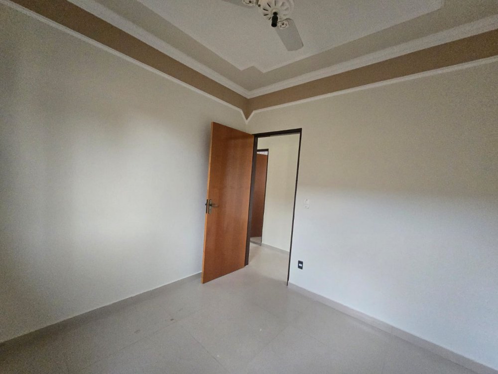 VENDE: CASA 02 DORMITÓRIOS - RESIDENCIAL LUIZA GIRARDI - BRODOWSKI-SP