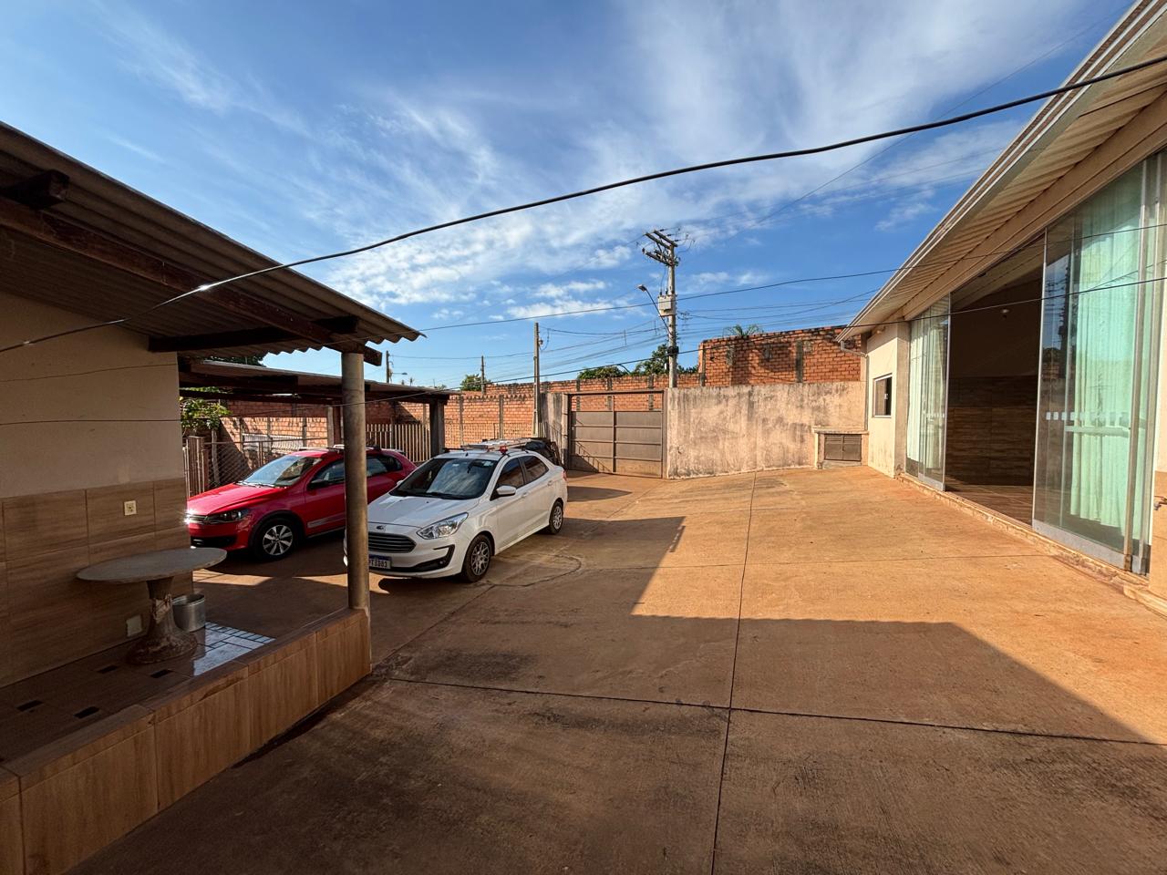 VENDE: CASA 03 DORMITÓRIOS - PARQUE DO SÁBIA - BRODOWSKI-SP