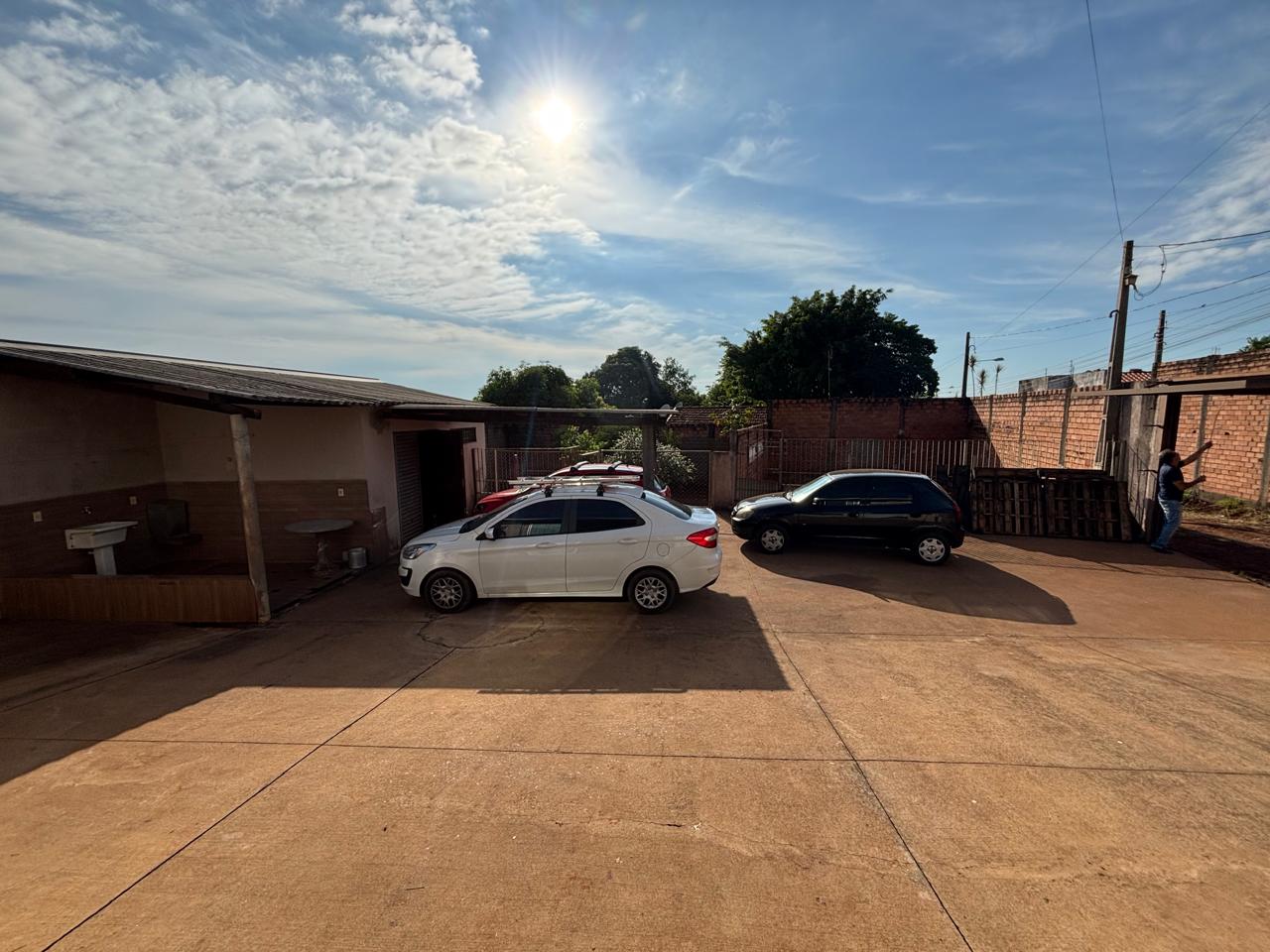 VENDE: CASA 03 DORMITÓRIOS - PARQUE DO SÁBIA - BRODOWSKI-SP
