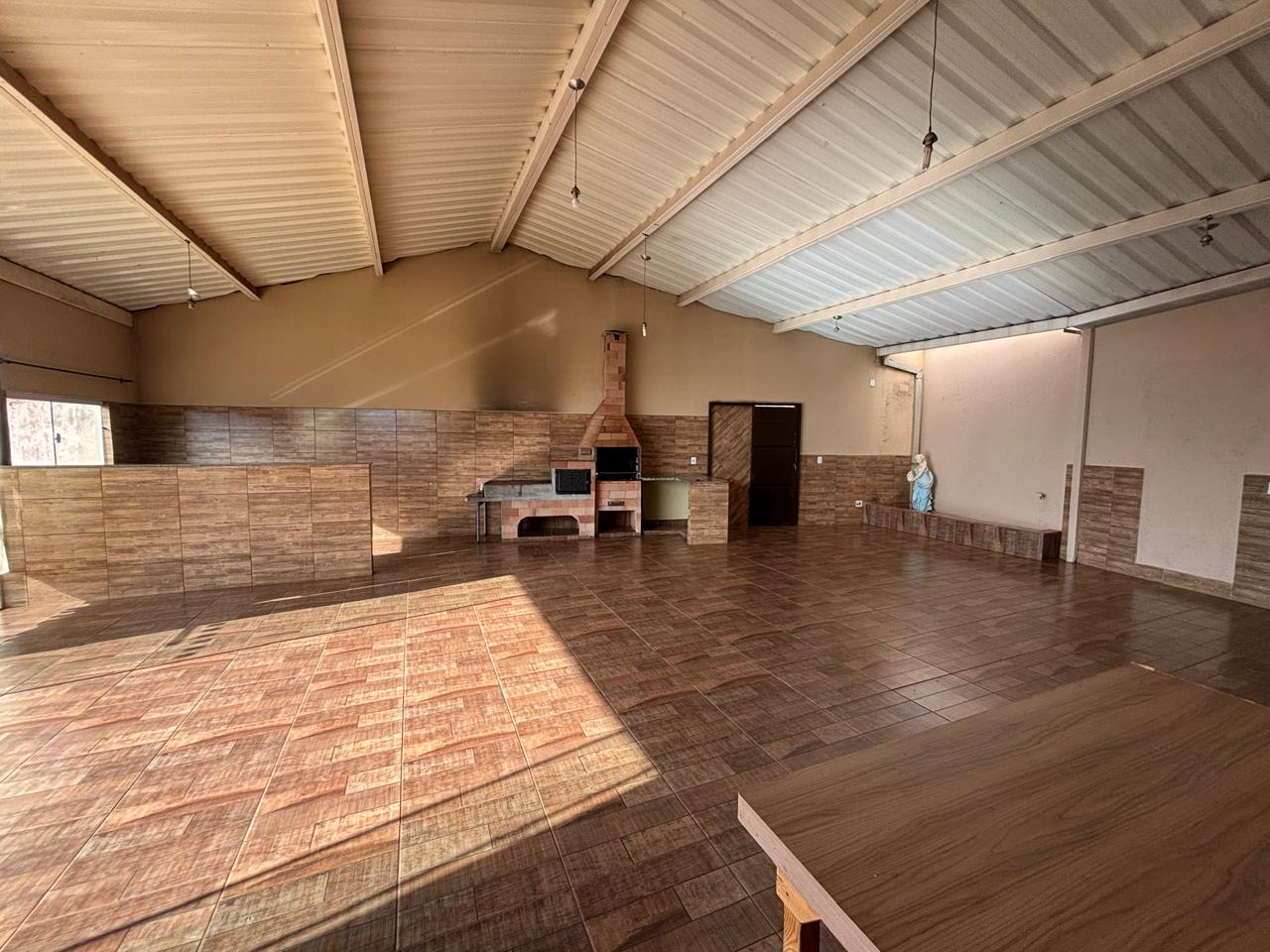 VENDE: CASA 03 DORMITÓRIOS - PARQUE DO SÁBIA - BRODOWSKI-SP
