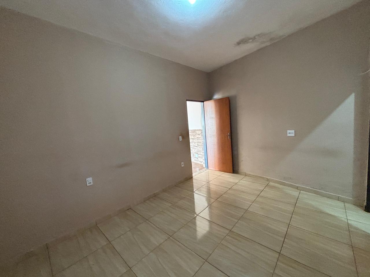 VENDE: CASA 03 DORMITÓRIOS - PARQUE DO SÁBIA - BRODOWSKI-SP