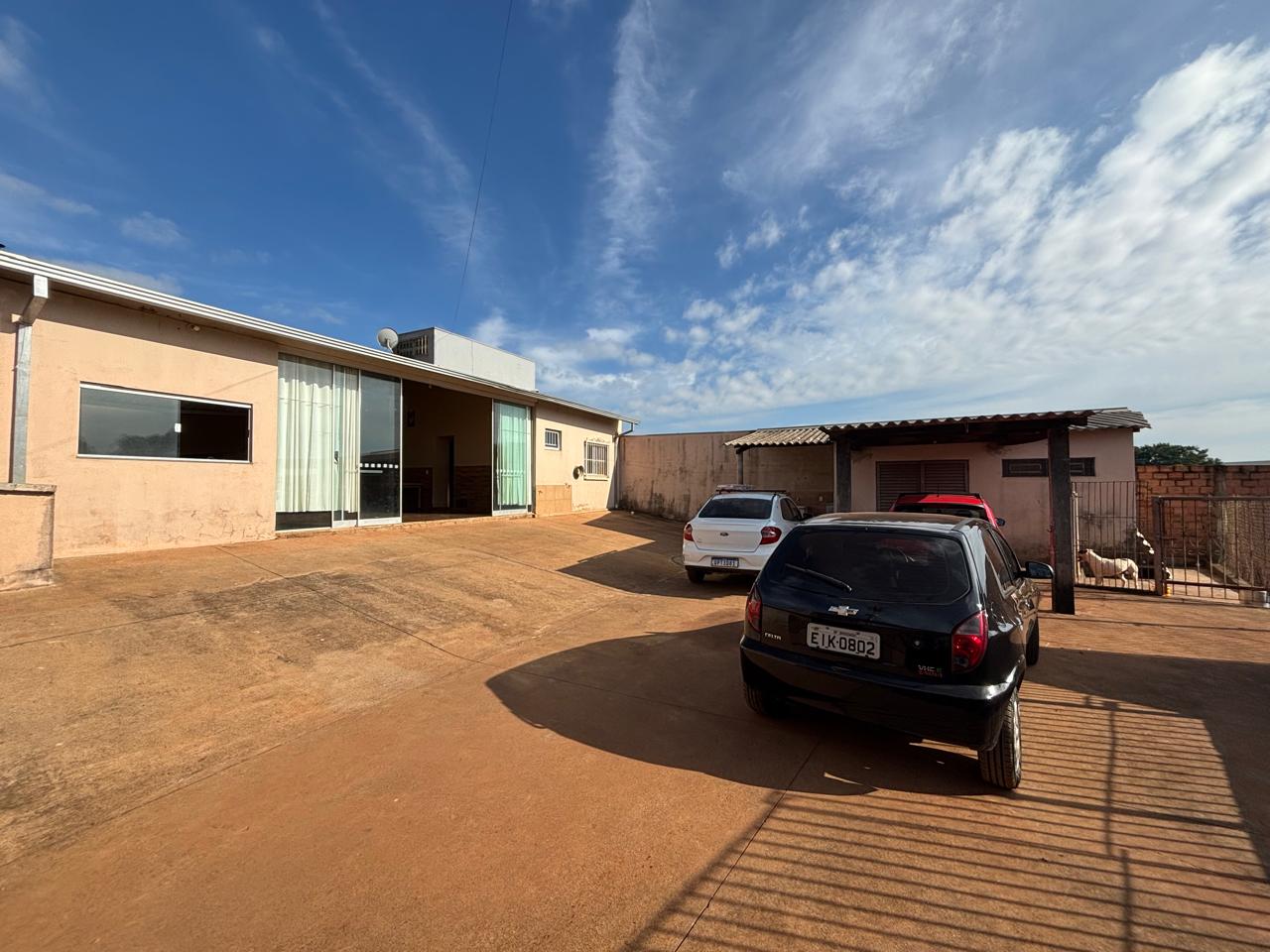 VENDE: CASA 03 DORMITÓRIOS - PARQUE DO SÁBIA - BRODOWSKI-SP