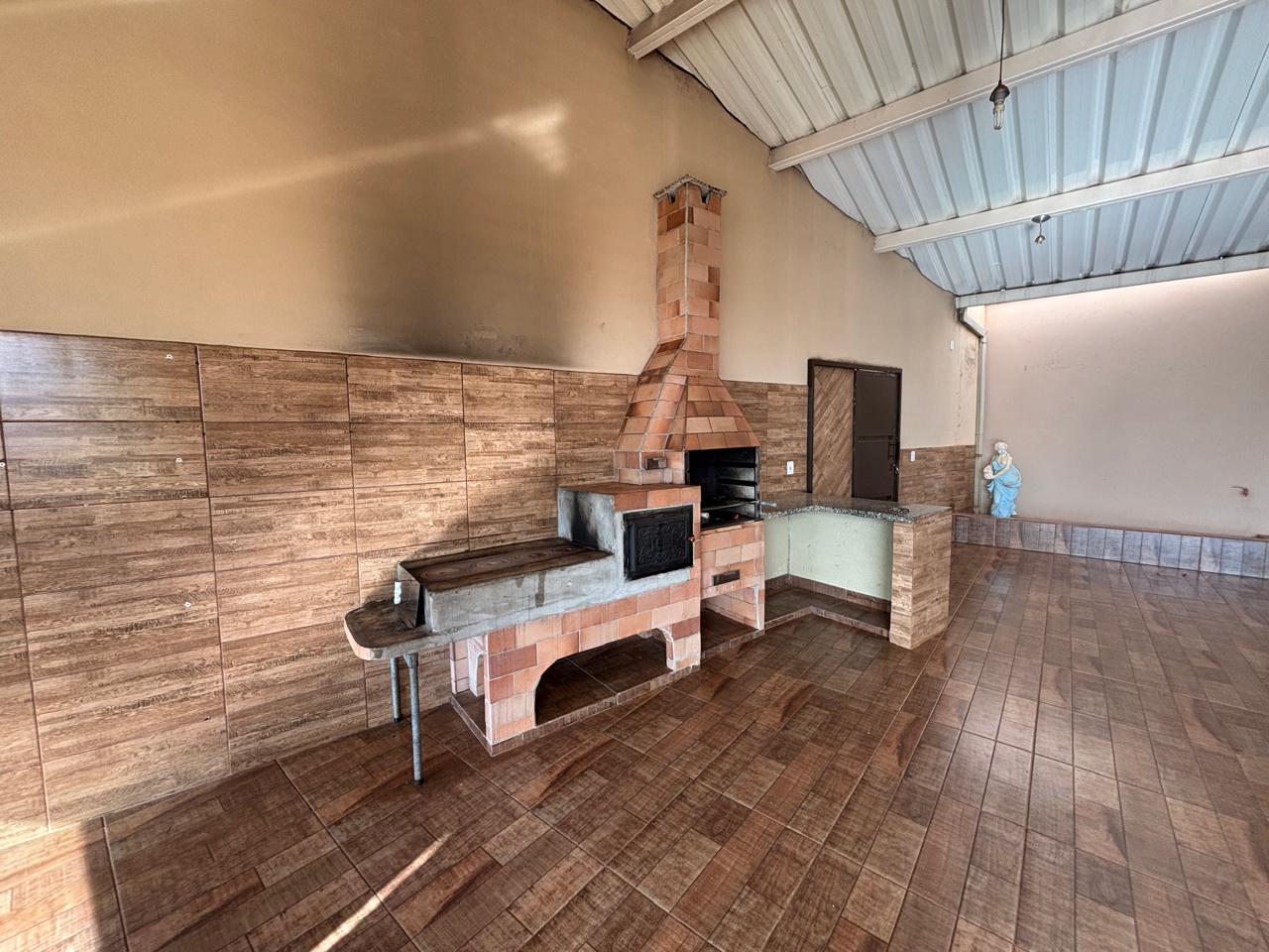 VENDE: CASA 03 DORMITÓRIOS - PARQUE DO SÁBIA - BRODOWSKI-SP