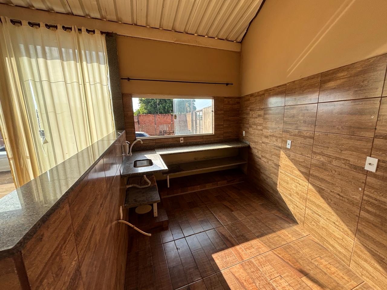 VENDE: CASA 03 DORMITÓRIOS - PARQUE DO SÁBIA - BRODOWSKI-SP