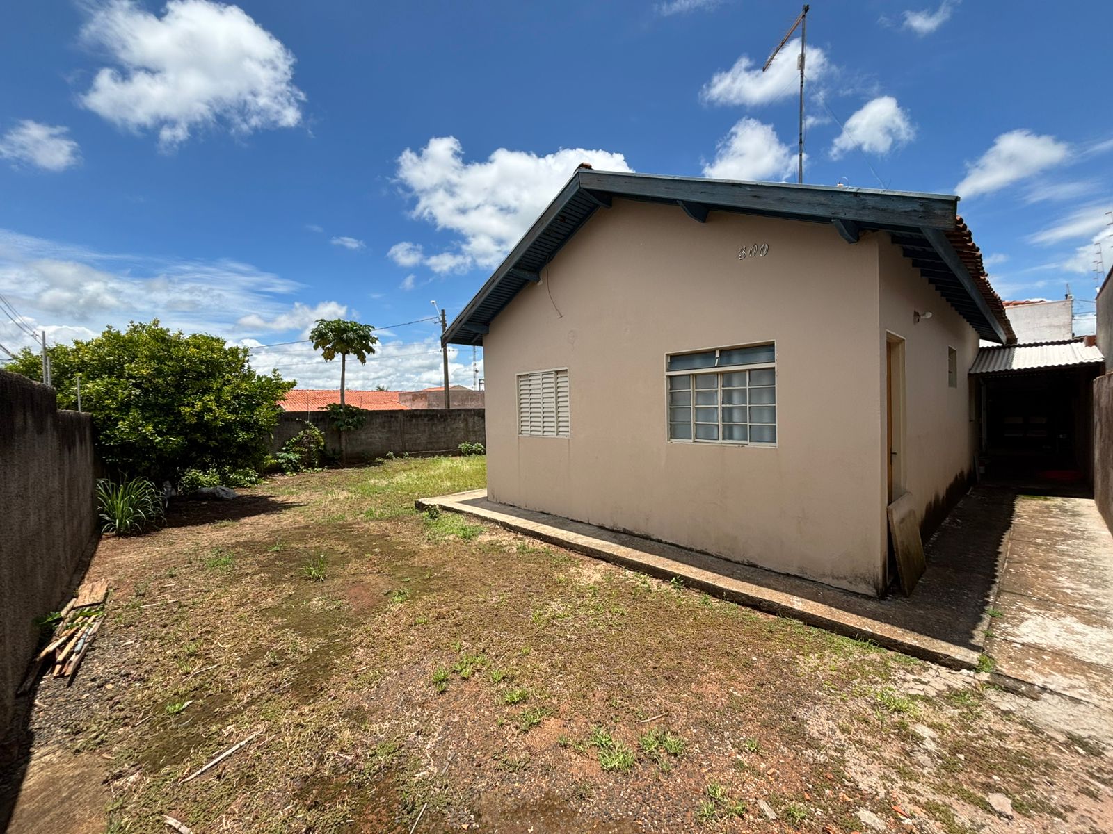 VENDE: CASA 02 DORMITÓRIOS - RESIDENCIAL LUIZA GIRARDI - EM BRODOWSKI-SP