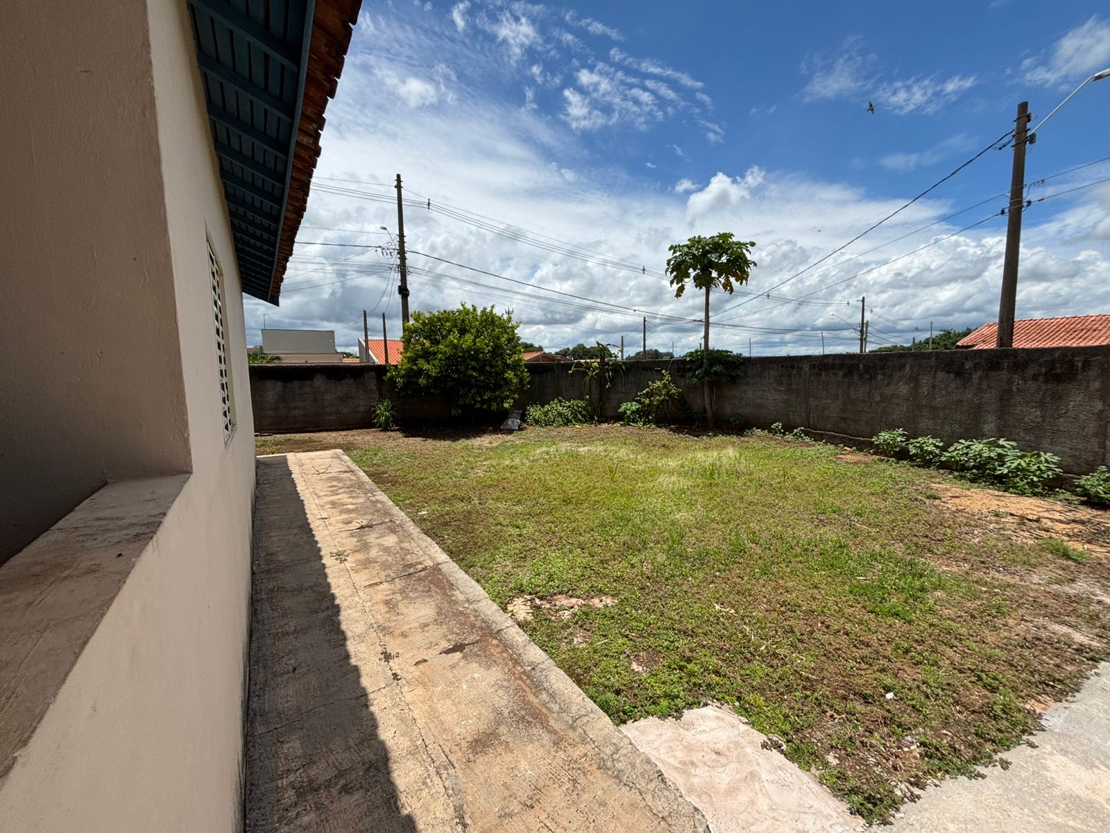VENDE: CASA 02 DORMITÓRIOS - RESIDENCIAL LUIZA GIRARDI - EM BRODOWSKI-SP