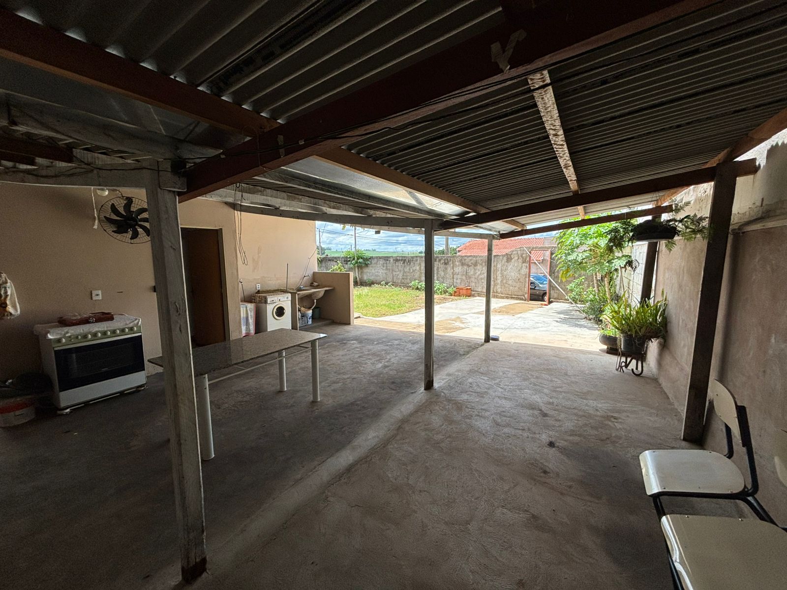 VENDE: CASA 02 DORMITÓRIOS - RESIDENCIAL LUIZA GIRARDI - EM BRODOWSKI-SP