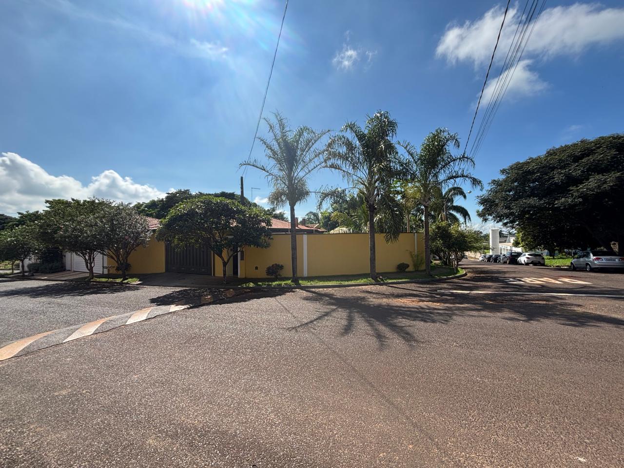 VENDE: LINDA RESIDENCIA COM 03 DORMITÓRIOS - JARDIM MARIA IMACUALADA II EM BRODOWSKI-SP