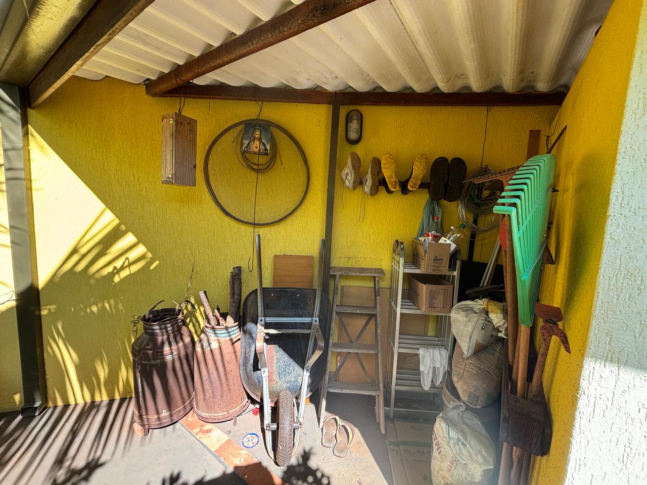 VENDE: LINDA RESIDENCIA COM 03 DORMITÓRIOS - JARDIM MARIA IMACUALADA II EM BRODOWSKI-SP
