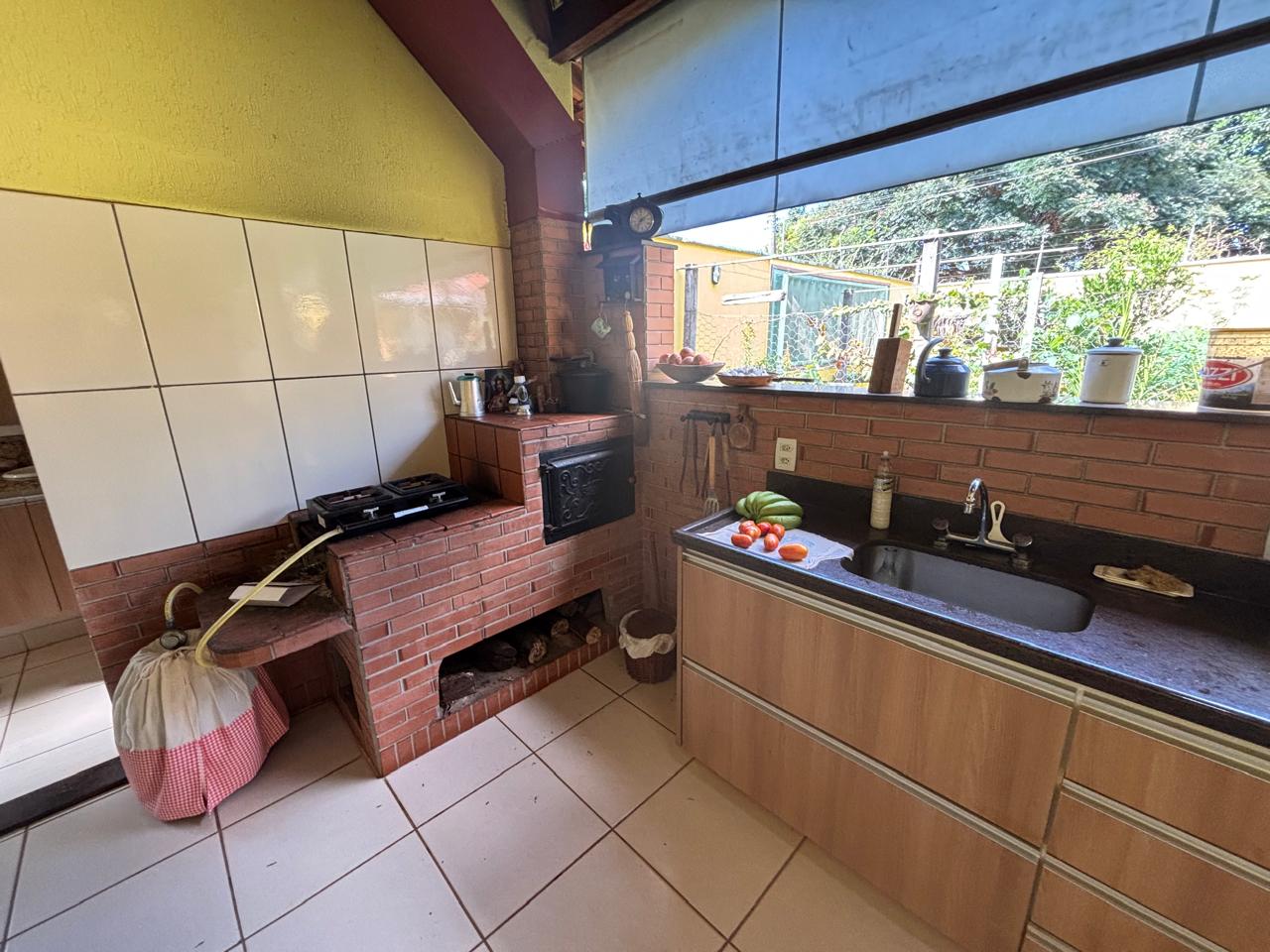VENDE: LINDA RESIDENCIA COM 03 DORMITÓRIOS - JARDIM MARIA IMACUALADA II EM BRODOWSKI-SP