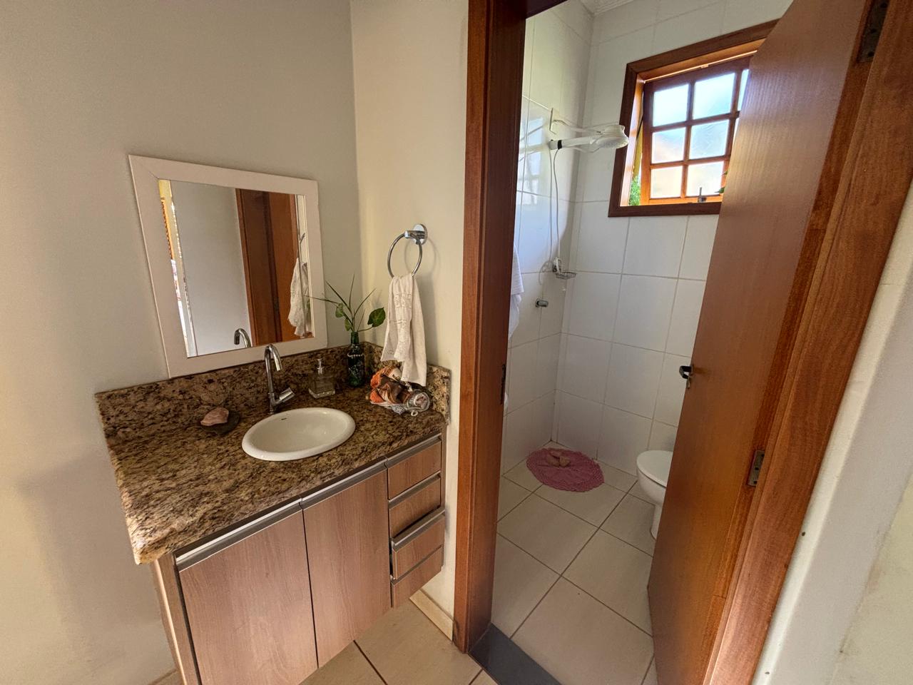 VENDE: LINDA RESIDENCIA COM 03 DORMITÓRIOS - JARDIM MARIA IMACUALADA II EM BRODOWSKI-SP