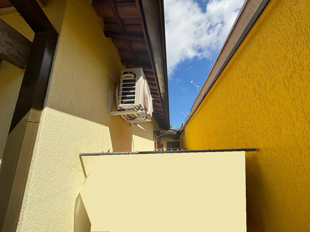 VENDE: LINDA RESIDENCIA COM 03 DORMITÓRIOS - JARDIM MARIA IMACUALADA II EM BRODOWSKI-SP