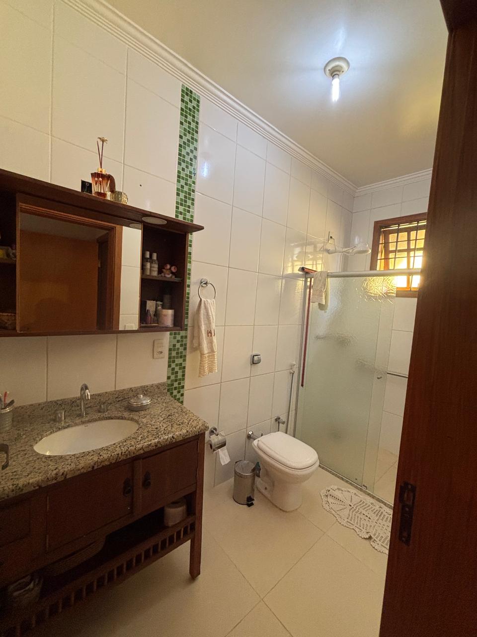 VENDE: LINDA RESIDENCIA COM 03 DORMITÓRIOS - JARDIM MARIA IMACUALADA II EM BRODOWSKI-SP