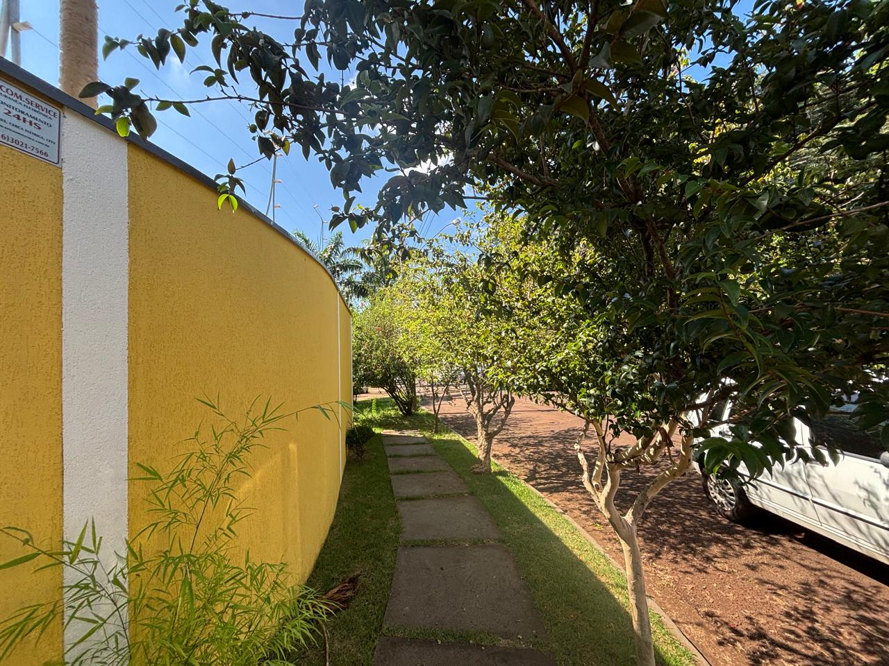VENDE: LINDA RESIDENCIA COM 03 DORMITÓRIOS - JARDIM MARIA IMACUALADA II EM BRODOWSKI-SP
