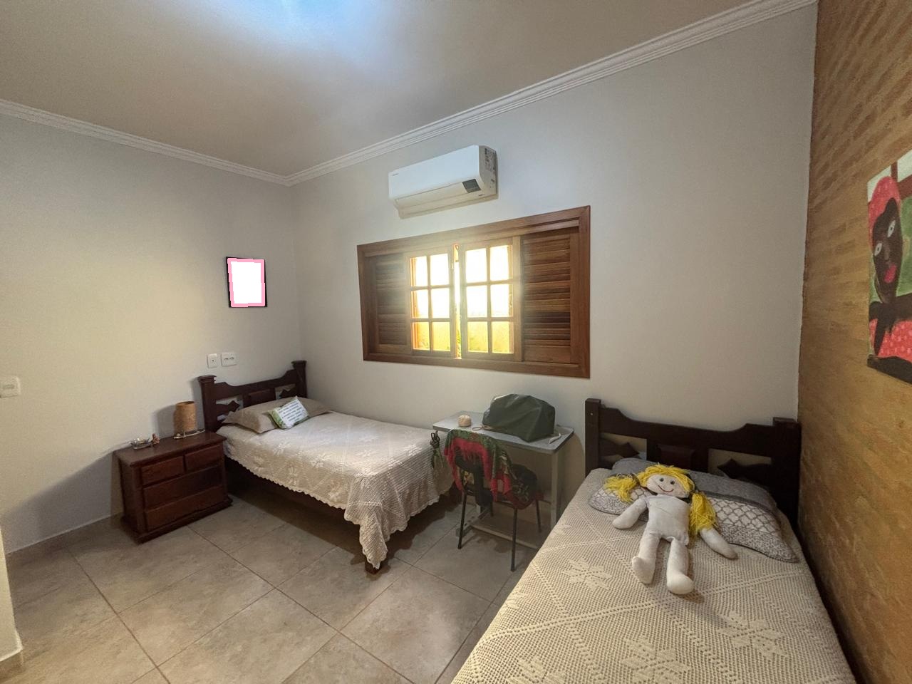 VENDE: LINDA RESIDENCIA COM 03 DORMITÓRIOS - JARDIM MARIA IMACUALADA II EM BRODOWSKI-SP