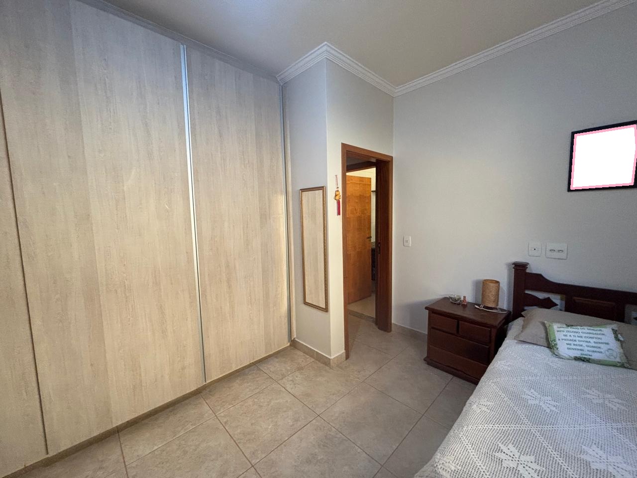 VENDE: LINDA RESIDENCIA COM 03 DORMITÓRIOS - JARDIM MARIA IMACUALADA II EM BRODOWSKI-SP
