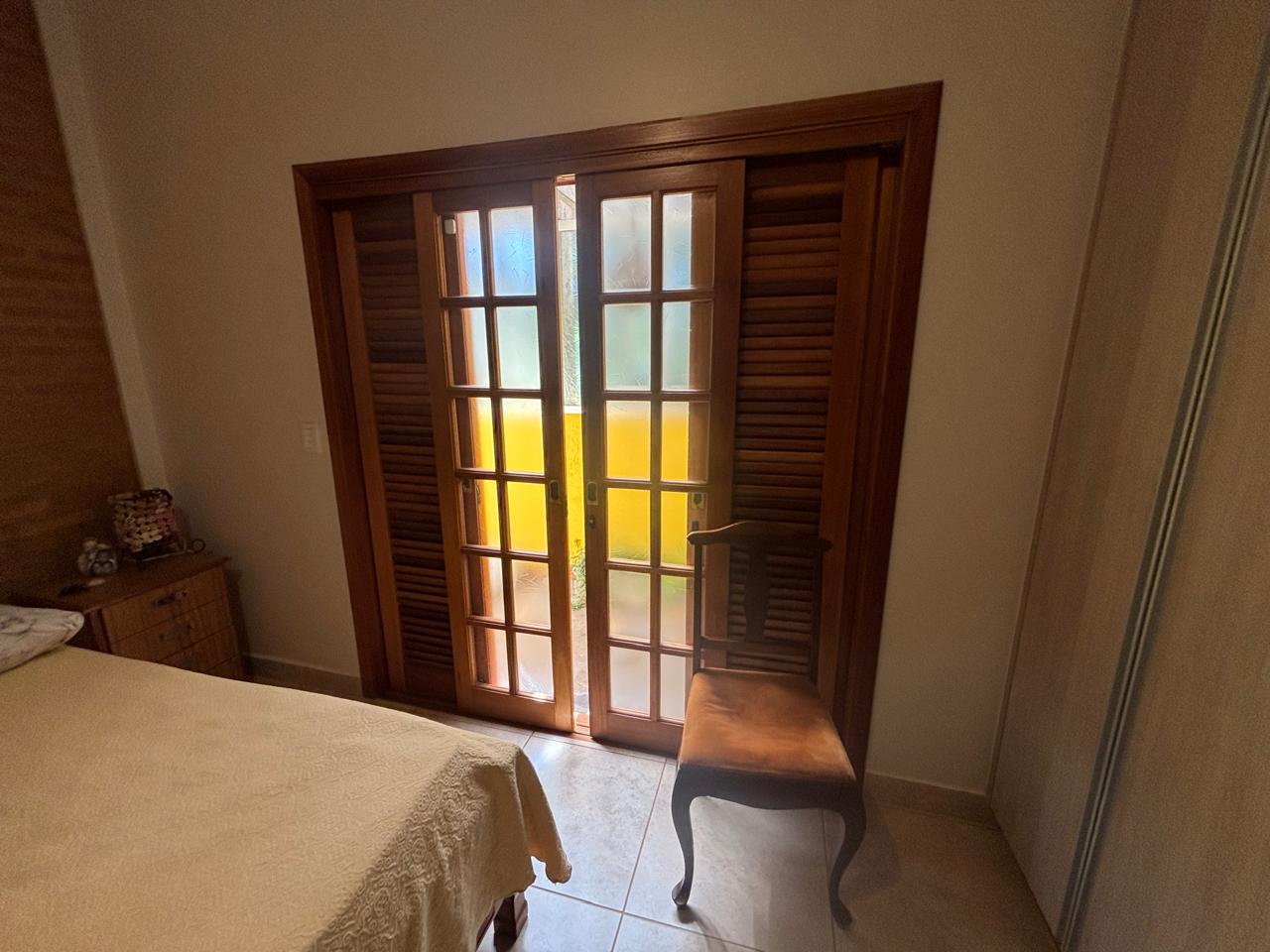 VENDE: LINDA RESIDENCIA COM 03 DORMITÓRIOS - JARDIM MARIA IMACUALADA II EM BRODOWSKI-SP