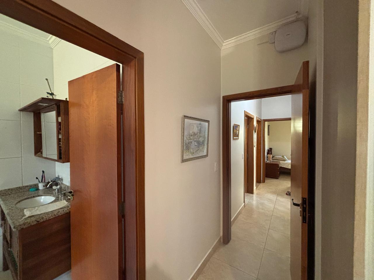 VENDE: LINDA RESIDENCIA COM 03 DORMITÓRIOS - JARDIM MARIA IMACUALADA II EM BRODOWSKI-SP