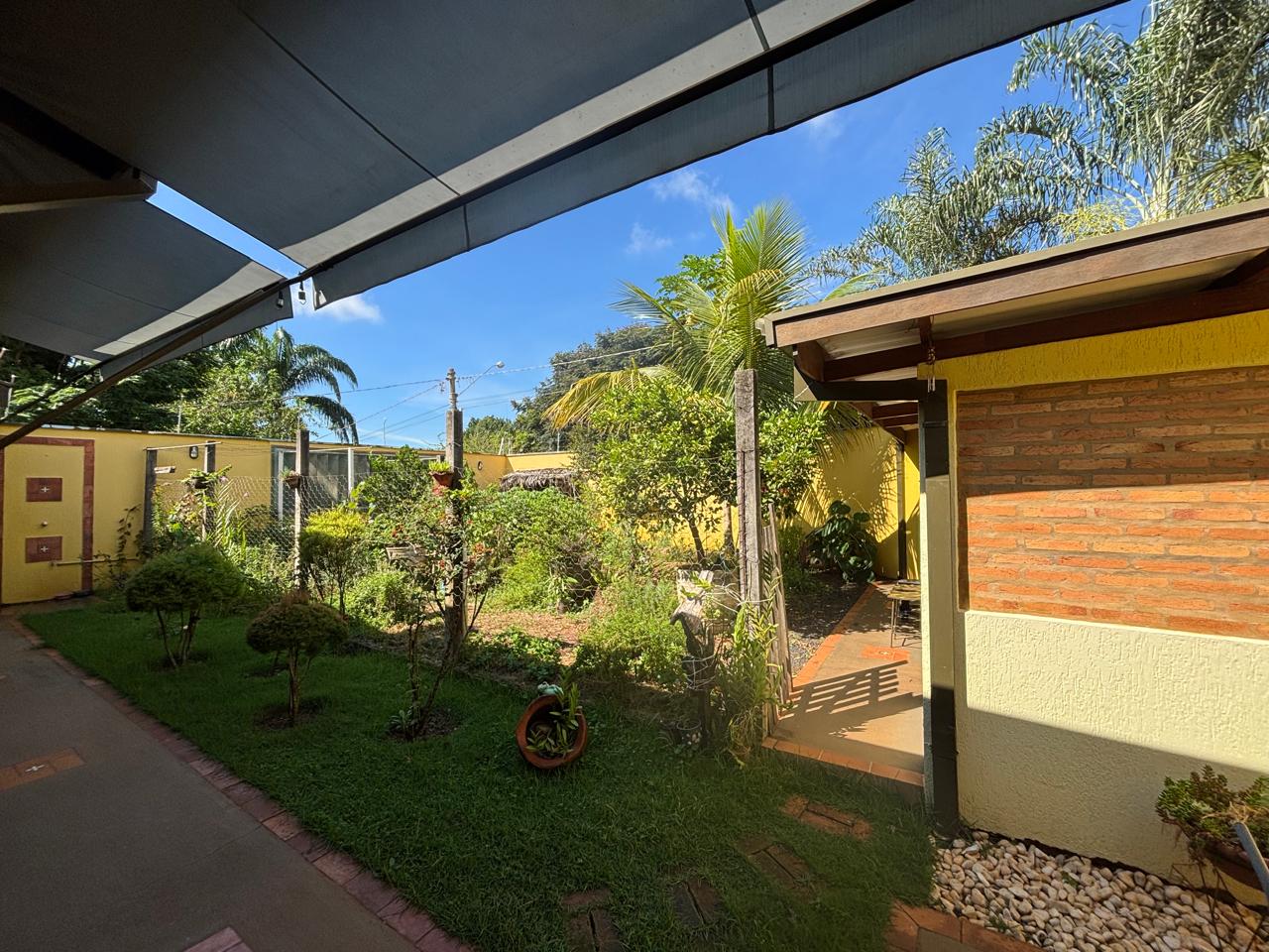 VENDE: LINDA RESIDENCIA COM 03 DORMITÓRIOS - JARDIM MARIA IMACUALADA II EM BRODOWSKI-SP
