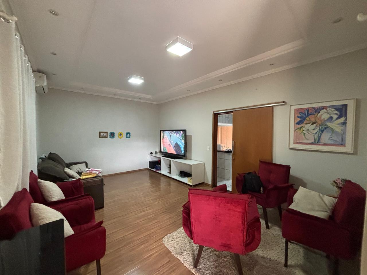 VENDE: LINDA RESIDENCIA COM 03 DORMITÓRIOS - JARDIM SABINO EM BRODOWSKI-SP