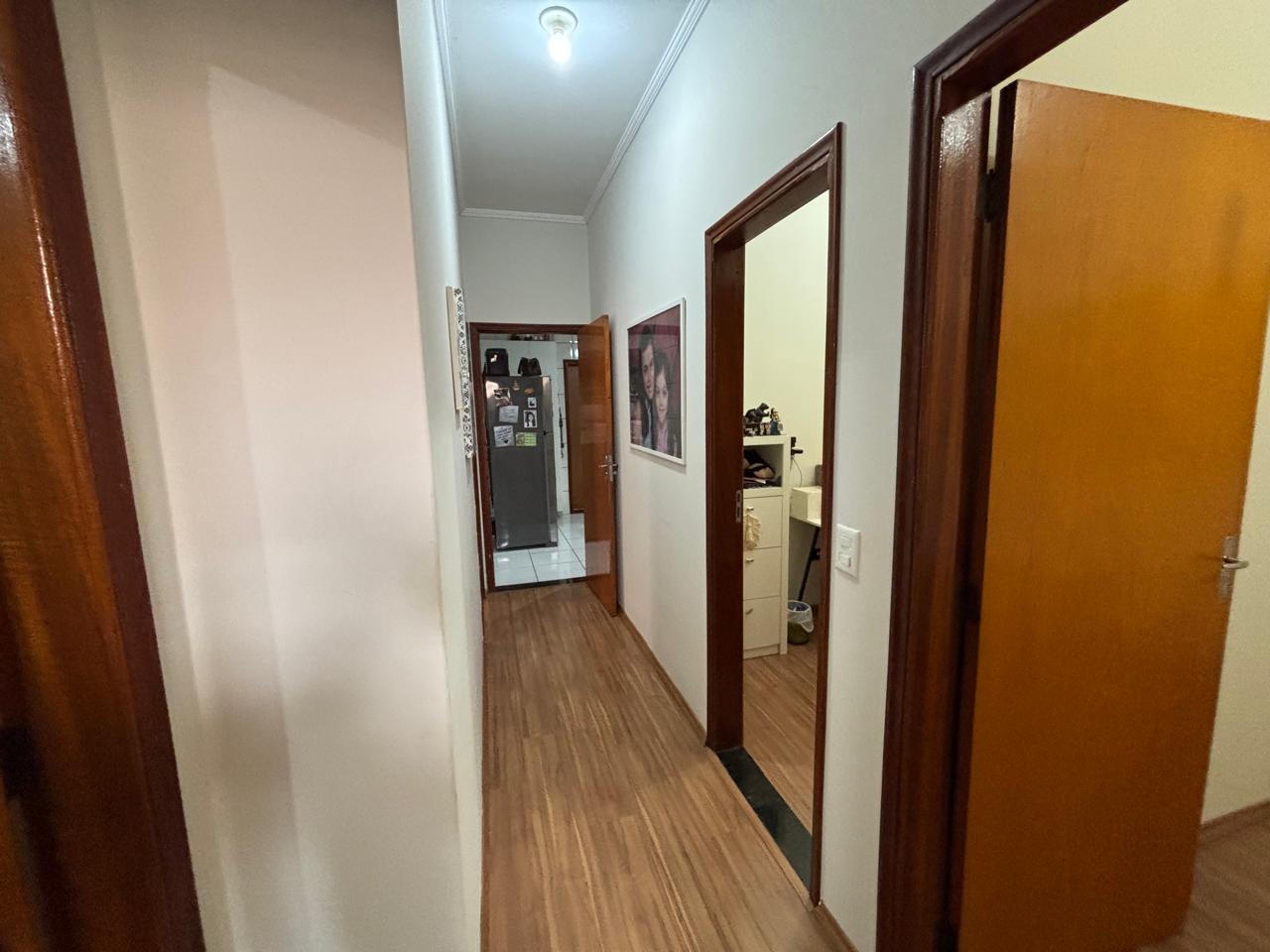 VENDE: LINDA RESIDENCIA COM 03 DORMITÓRIOS - JARDIM SABINO EM BRODOWSKI-SP