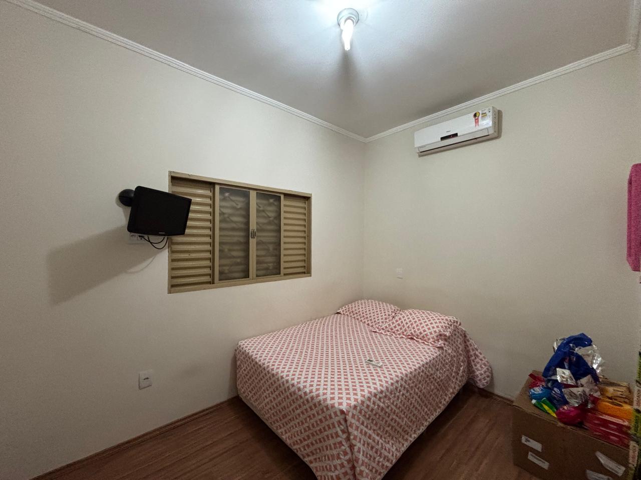 VENDE: LINDA RESIDENCIA COM 03 DORMITÓRIOS - JARDIM SABINO EM BRODOWSKI-SP