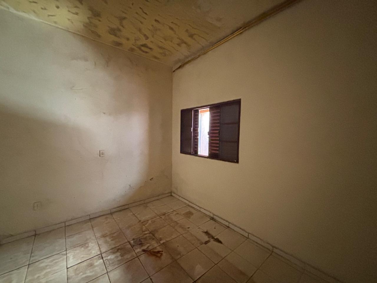VENDE: SALÃO COMERCIAL - AV CHAMPAGNAT - CENTRO EM BRODOWSKI-SP.