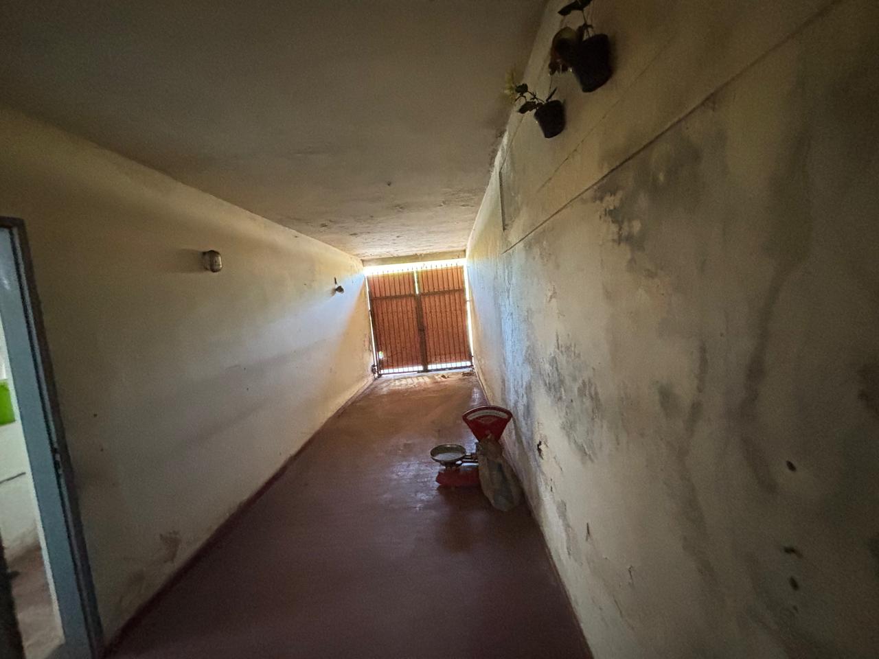 VENDE: SALÃO COMERCIAL - AV CHAMPAGNAT - CENTRO EM BRODOWSKI-SP.