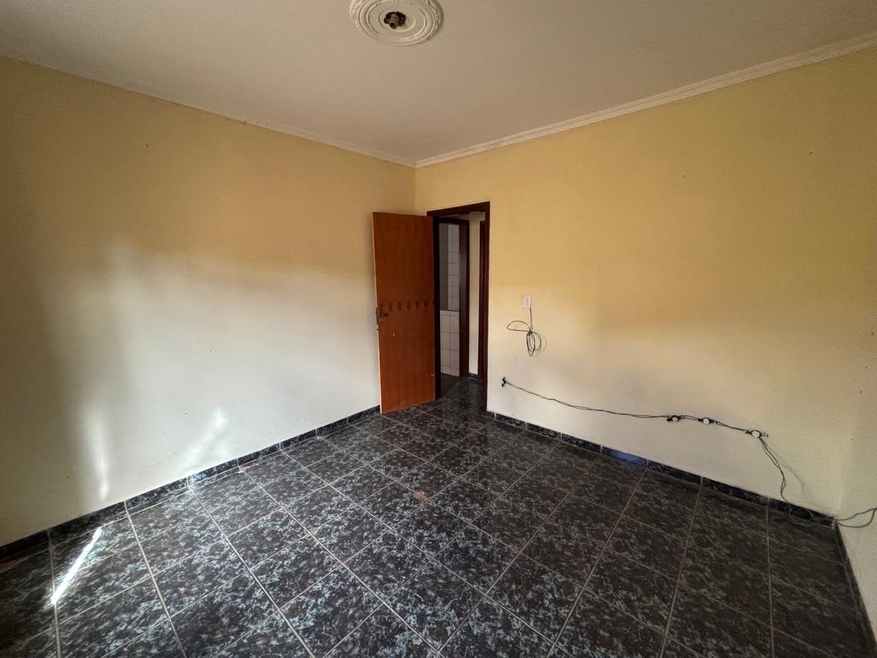 VENDE: CASA =' DORMITÓRIOS - VILA NOSSA SENHORA DAS GRAÇAS - BRODOWSKI-SP