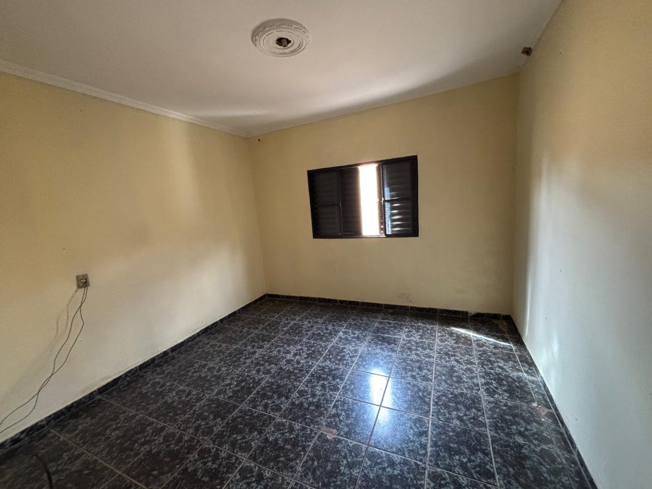 VENDE: CASA =' DORMITÓRIOS - VILA NOSSA SENHORA DAS GRAÇAS - BRODOWSKI-SP