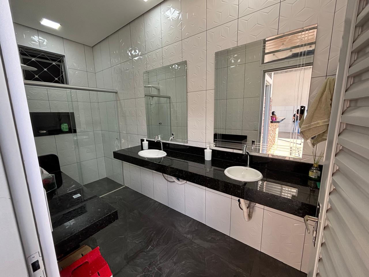 VENDE: ÁREA PARA FESTA - PISCINA - JARDIM QUEBEC - BRODOWSKI-SP