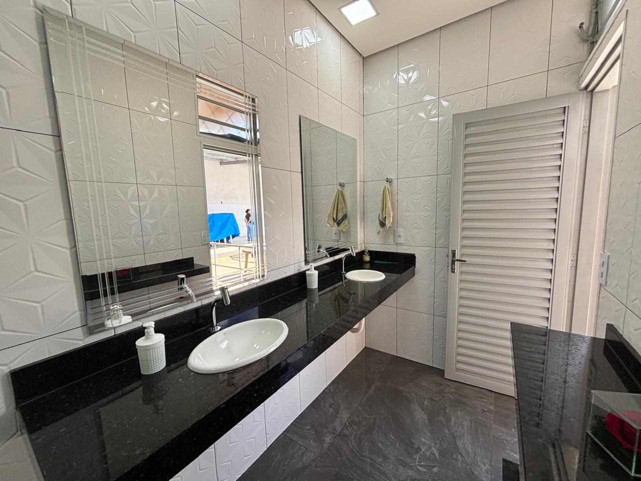 VENDE: ÁREA PARA FESTA - PISCINA - JARDIM QUEBEC - BRODOWSKI-SP