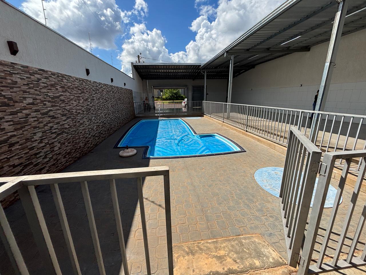 VENDE: ÁREA PARA FESTA - PISCINA - JARDIM QUEBEC - BRODOWSKI-SP