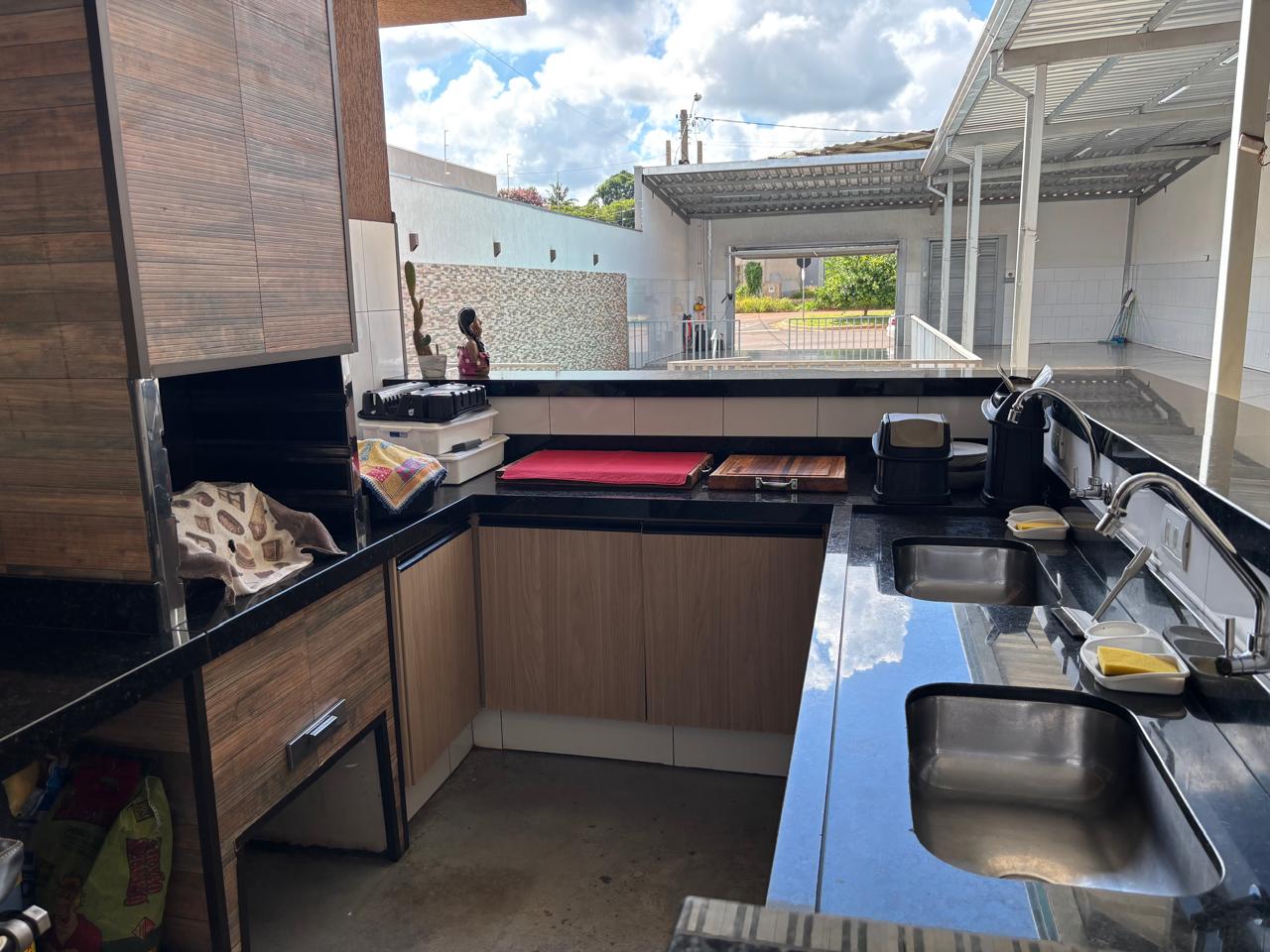 VENDE: ÁREA PARA FESTA - PISCINA - JARDIM QUEBEC - BRODOWSKI-SP