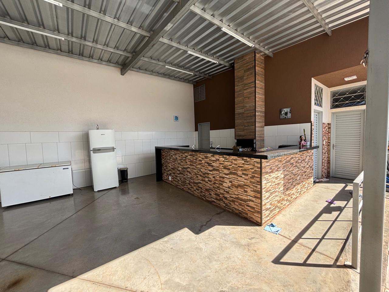 VENDE: ÁREA PARA FESTA - PISCINA - JARDIM QUEBEC - BRODOWSKI-SP