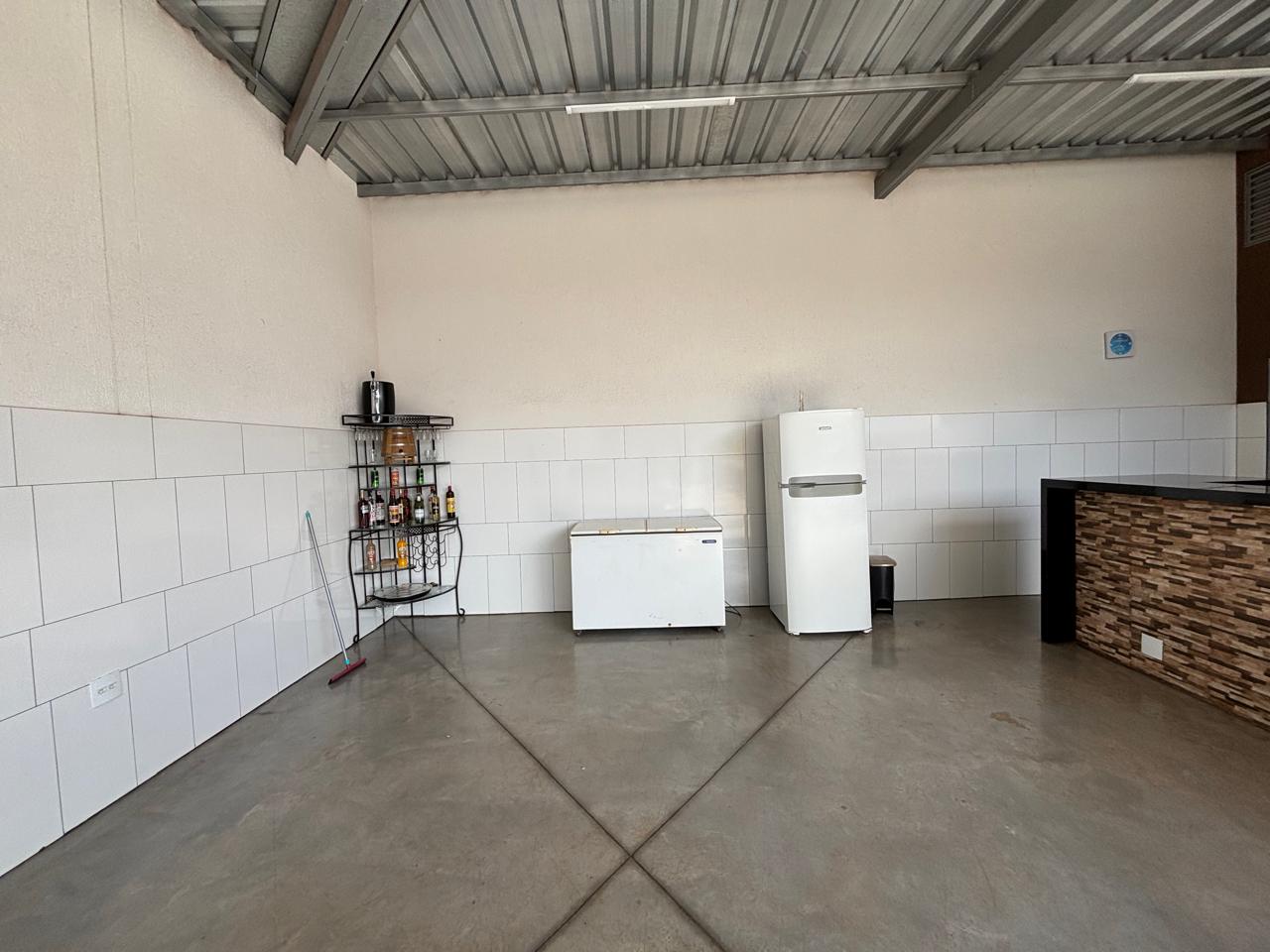 VENDE: ÁREA PARA FESTA - PISCINA - JARDIM QUEBEC - BRODOWSKI-SP