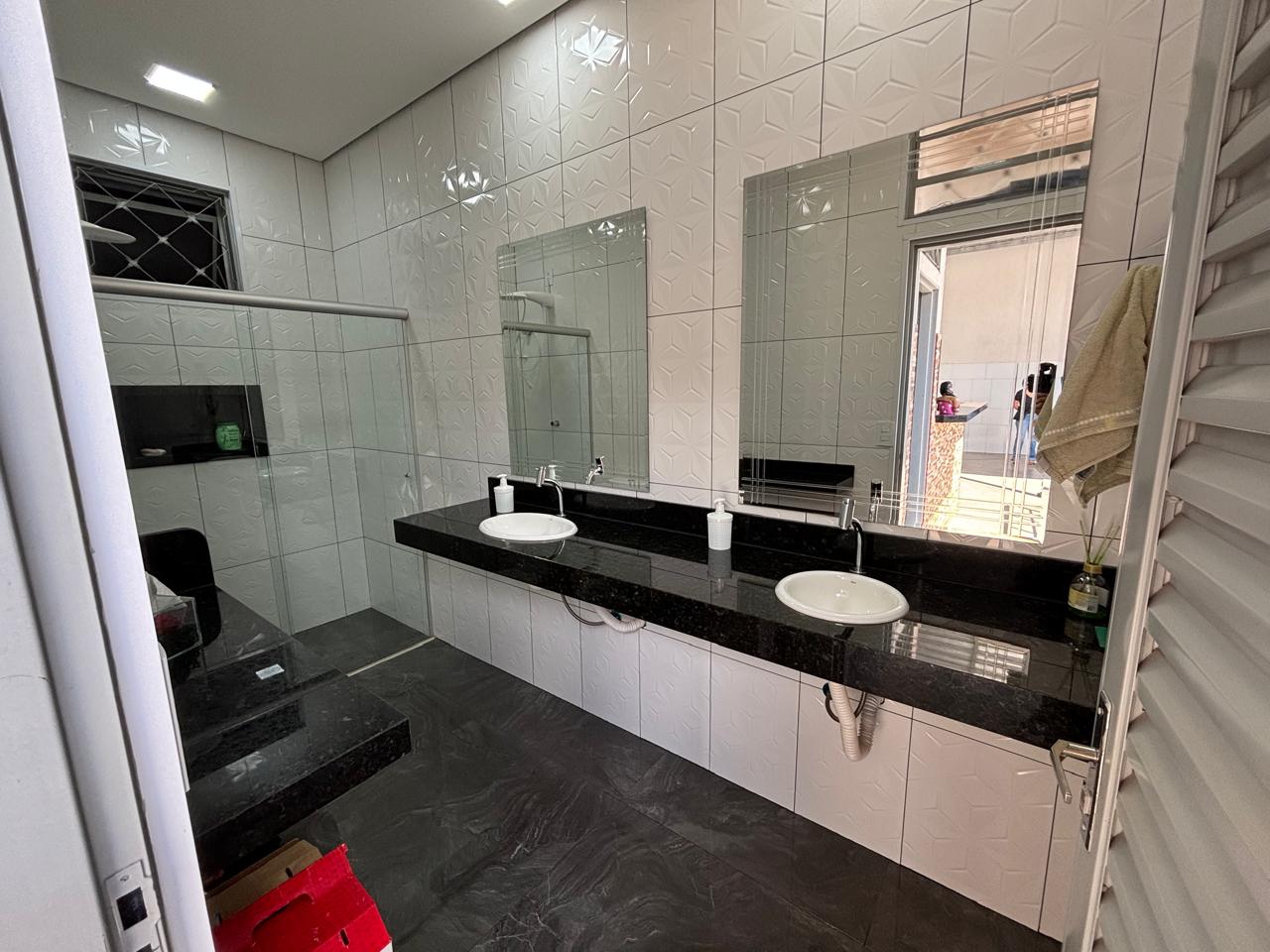 VENDE: ÁREA PARA FESTA - PISCINA - JARDIM QUEBEC - BRODOWSKI-SP